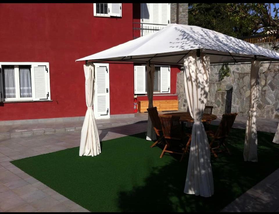 Appartamento In Villa Sulle Colline Di Torino Exteriör bild