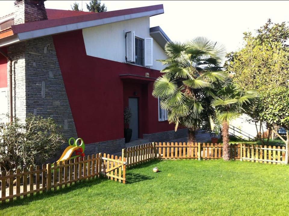 Appartamento In Villa Sulle Colline Di Torino Exteriör bild
